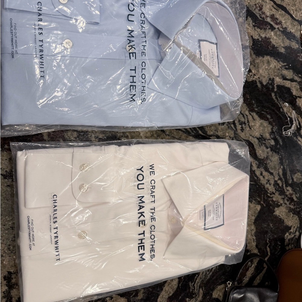 Charles Tyrwhitt Men's Light Blue and White Dress Shirts